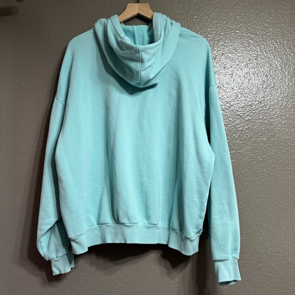 Alo Yoga- Light Blue Hoodie. No size tag - Picture 2 of 4